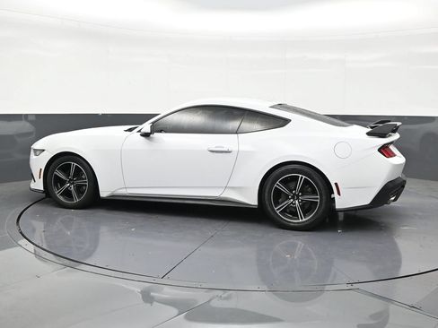 Used 2024 Ford Mustang Coupe RWD image 2