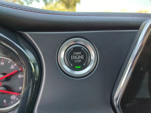 Certified 2020 Chevrolet Blazer RS w/ LPO, Floor Liner Package image 33