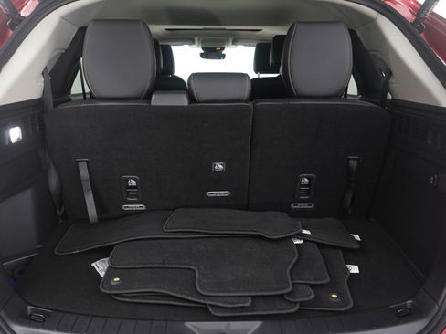 Certified 2025 MAZDA CX-90 Plug-In Hybrid w/ Preferred image 10