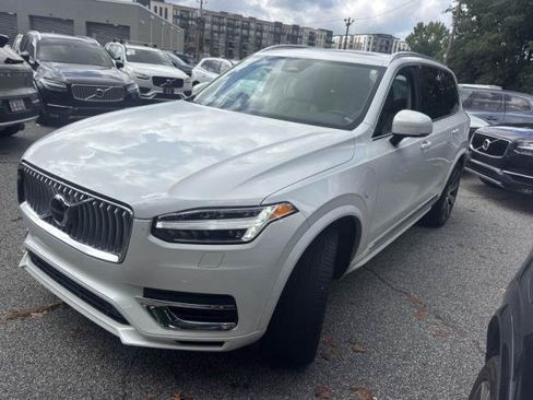 Used 2024 Volvo XC90 T8 Core w/ Protection Package Premier AWD/4WD image 3