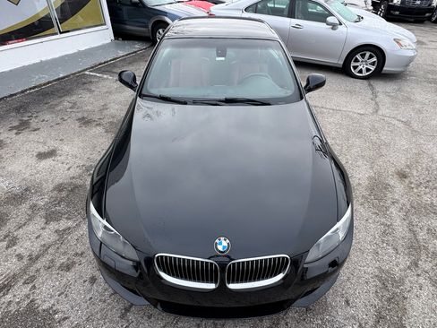 Used 2011 BMW 335i Convertible image 10