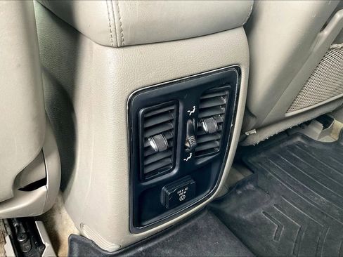 Used 2013 Jeep Grand Cherokee Laredo AWD/4WD image 15