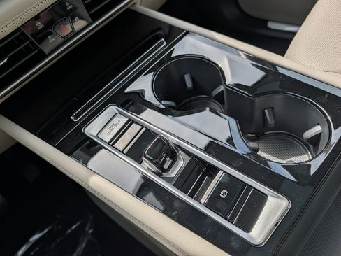 New 2026 Volkswagen Atlas SE AWD/4WD image 11
