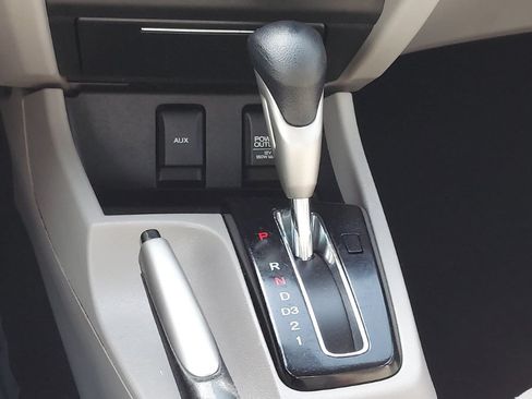 Used 2013 Honda Civic LX image 14