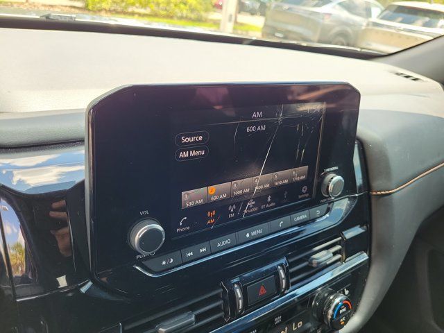 Used 2025 Nissan Pathfinder Rock Creek AWD/4WD image 28