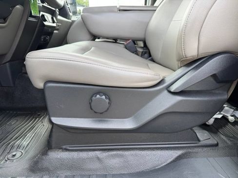 Used 2022 Ford F250 XL w/ Power Equipment Group RWD image 10