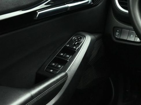 Used 2024 Kia Seltos S FWD image 41