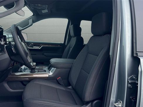 New 2026 Chevrolet Silverado 1500 RST w/ Redline Edition AWD/4WD image 4