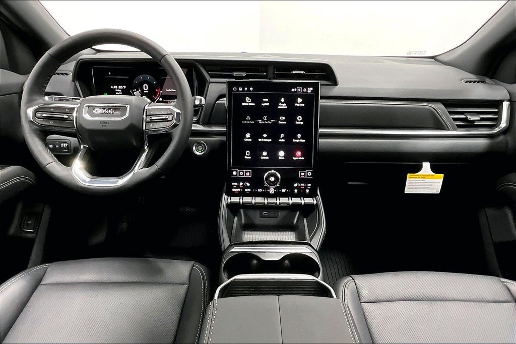 Used 2027 GMC Terrain Elevation w/ Elevation Premium Package FWD image 6