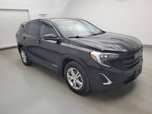 Used 2019 GMC Terrain SLE w/ LPO, Floor Liner Package FWD image 11