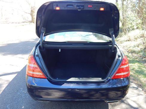 Used 2012 Mercedes-Benz S 550 4MATIC image 16