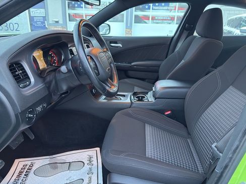 Used 2023 Dodge Charger SXT w/ Blacktop Package image 14