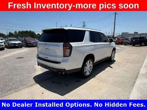 Used 2021 Chevrolet Tahoe High Country w/ Premium Package RWD image 2