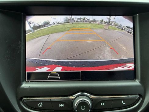 Used 2023 Chevrolet TrailBlazer LT FWD image 20