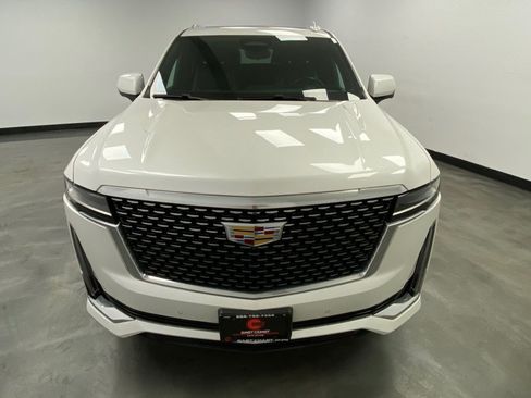 Used 2023 Cadillac Escalade Premium Luxury w/ LPO, Floor Liner Package AWD/4WD image 9