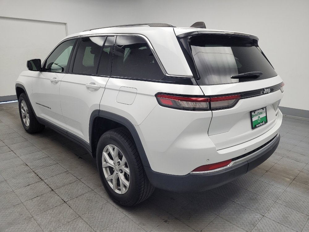 Used 2023 Jeep Grand Cherokee Limited RWD image 5