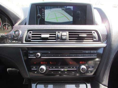 Used 2012 BMW M6 Convertible RWD image 23