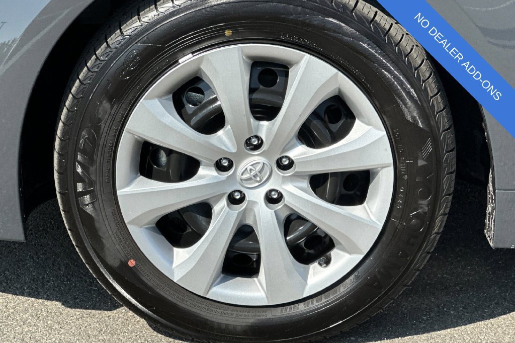 Used 2026 Toyota Corolla LE w/ Carpet Mat Package (TMS) FWD image 30
