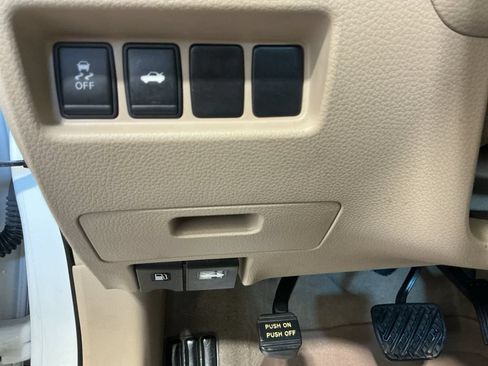 Used 2013 Nissan Altima 2.5 S FWD image 18