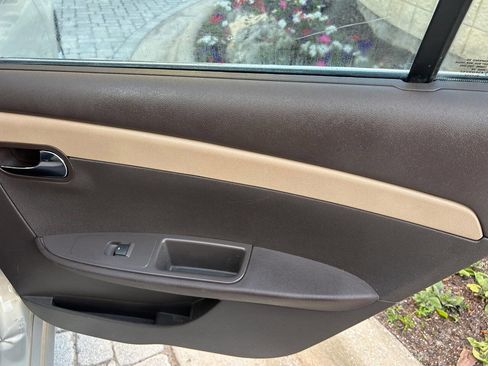 Used 2010 Chevrolet Malibu LS image 21