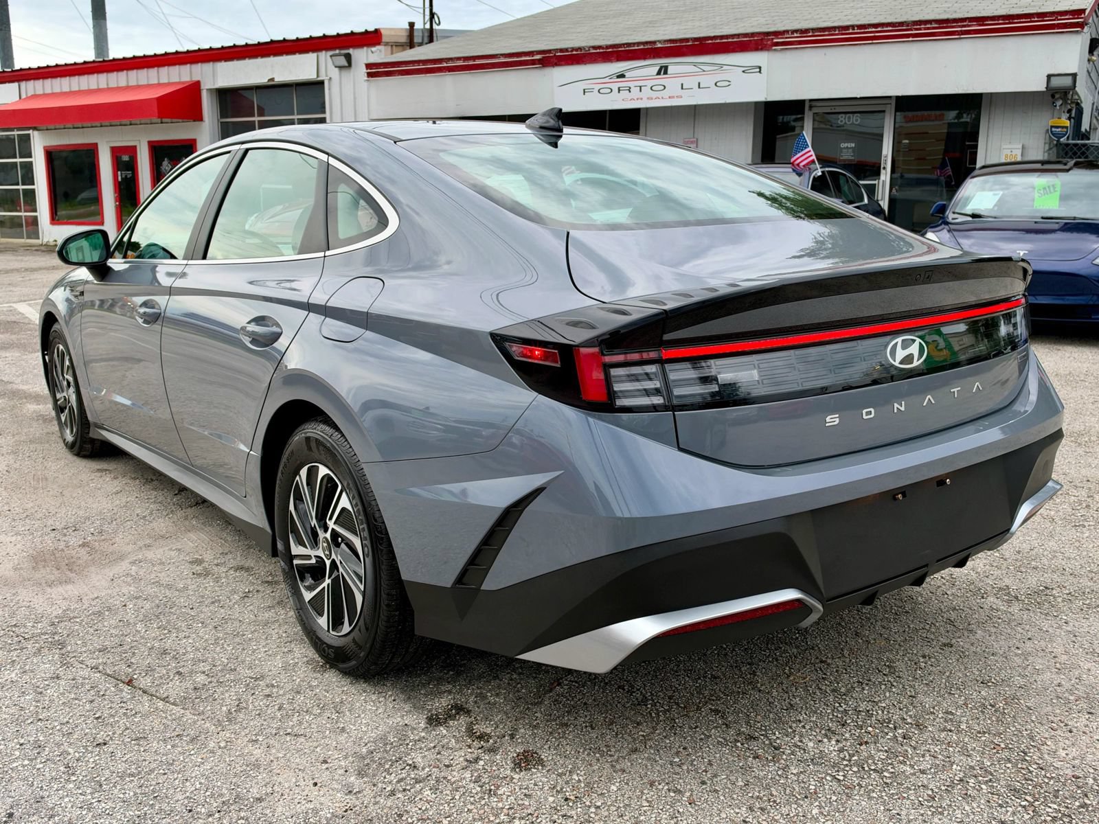 Used 2026 Hyundai Sonata Blue FWD image 6