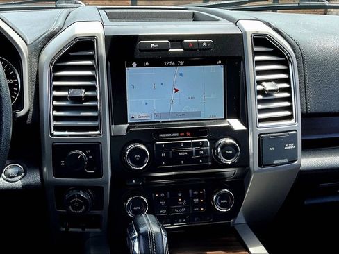 Used 2016 Ford F150 Lariat w/ Equipment Group 501A Mid RWD image 6