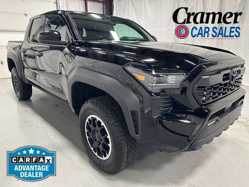 Used 2026 Toyota Tacoma TRD Off-Road AWD/4WD image 1