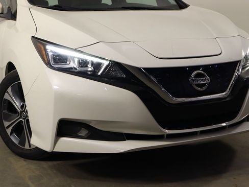 Used 2021 Nissan Leaf SV w/ SV Technology Package FWD image 43