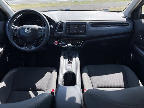Used 2019 Honda HR-V EX image 25