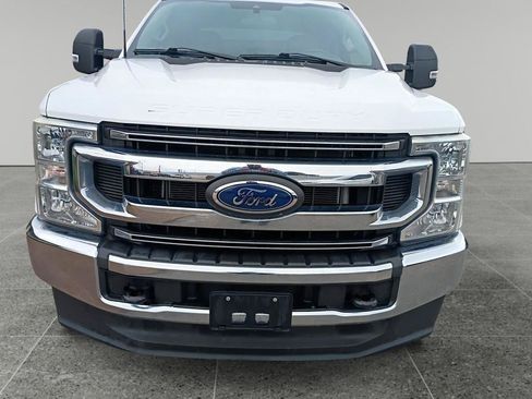 Used 2022 Ford F250 XL w/ STX Appearance Package AWD/4WD image 2