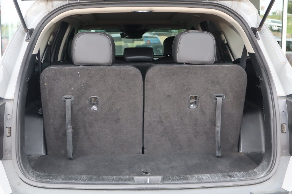 Used 2022 Kia Sorento S w/ Panoramic Sunroof Package AWD/4WD image 9
