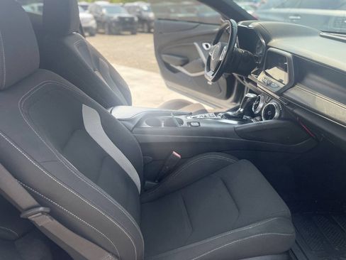 Used 2021 Chevrolet Camaro LT w/ Technology Package RWD image 24