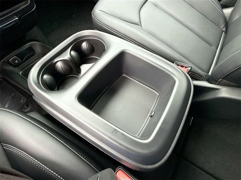 New 2026 Chrysler Pacifica Select image 23