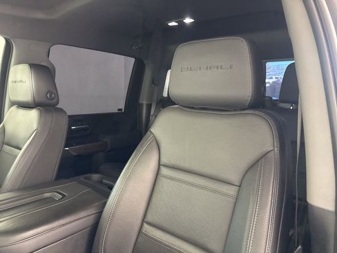 Used 2022 GMC Sierra 2500 Denali image 9