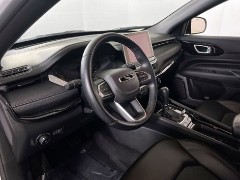 Used 2022 Jeep Compass Altitude w/ Convenience Group image 9