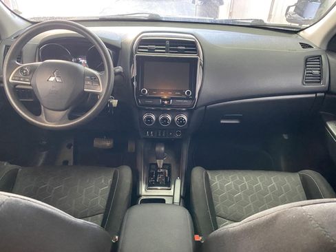 Used 2020 Mitsubishi Outlander Sport ES AWD/4WD image 13