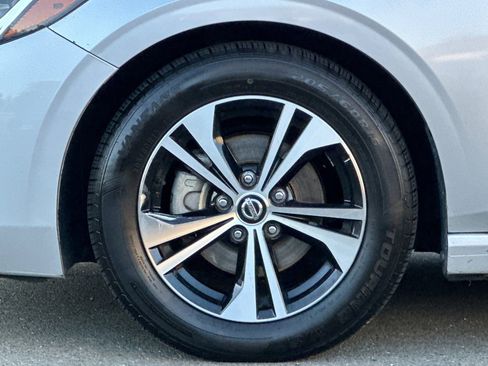 Used 2023 Nissan Sentra SV image 27