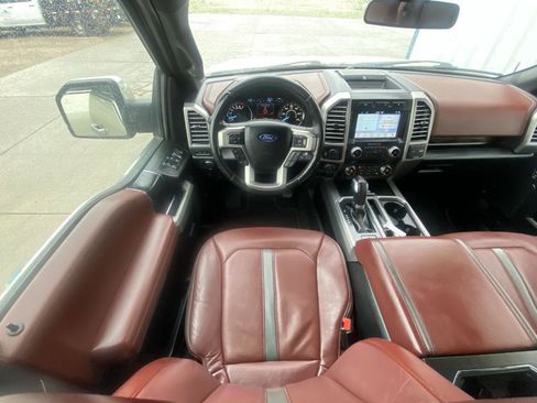 Used 2018 Ford F150 Platinum w/ Equipment Group 701A Luxury AWD/4WD image 11