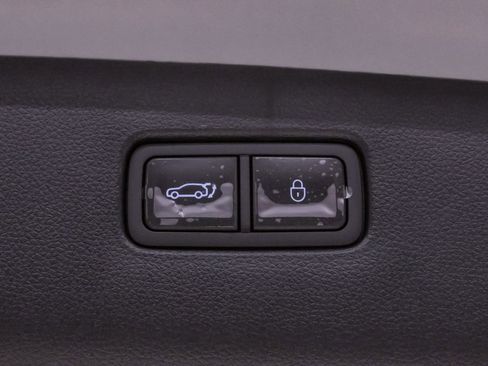 Certified 2026 Genesis GV70 2.5T image 25