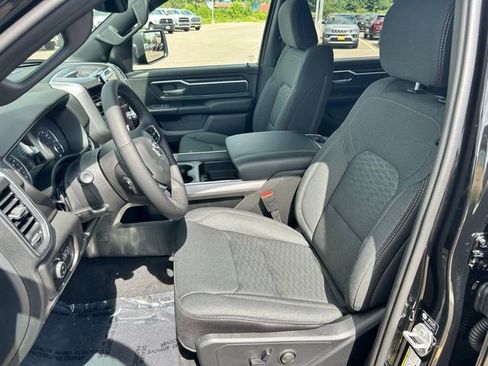New 2026 RAM 1500 Big Horn AWD/4WD image 9