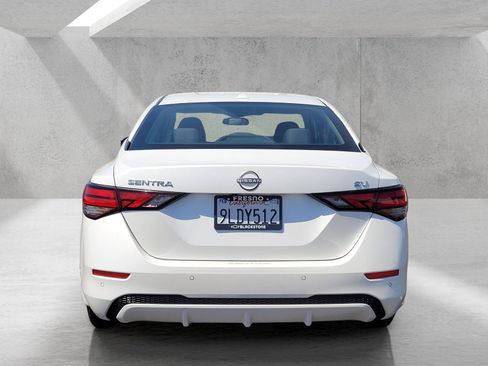 Used 2024 Nissan Sentra SV FWD image 5