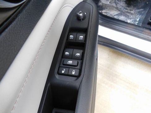 New 2026 Jeep Compass Limited image 19