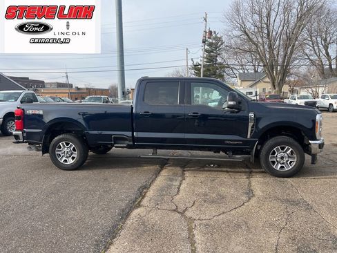 Used 2023 Ford F250 Lariat w/ Lariat Ultimate Package AWD/4WD image 3