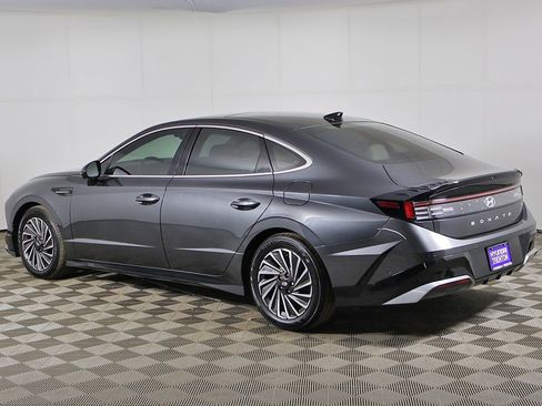 Used 2025 Hyundai Sonata Limited image 14