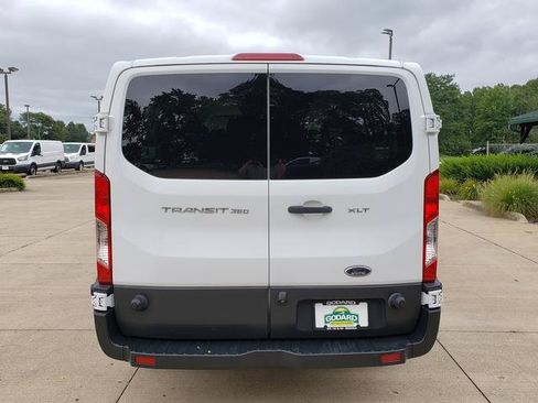 Used 2015 Ford Transit 350 XLT RWD image 4