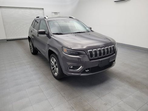 Used 2019 Jeep Cherokee Overland w/ Technology Group image 13