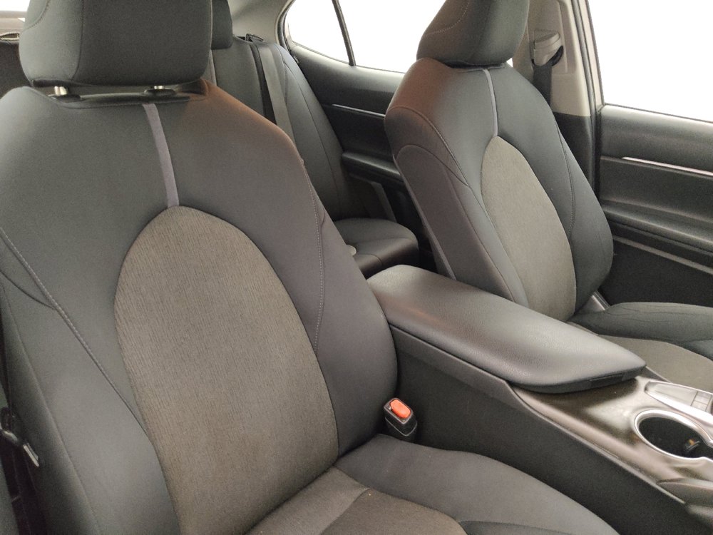 Used 2022 Toyota Camry LE FWD image 21