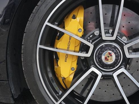 Used 2022 Porsche 911 Turbo S w/ 911 Turbo Sportdesign Package image 32