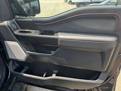 Used 2025 Ford F150 Raptor AWD/4WD image 29