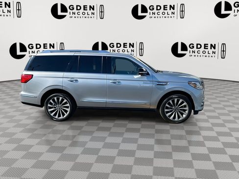 Certified 2020 Lincoln Navigator Reserve w/ Luxury Package image 9